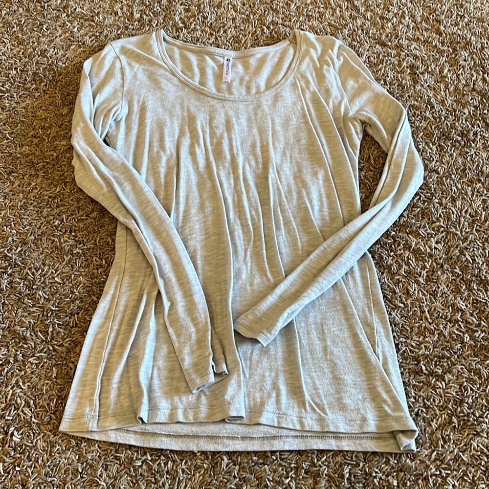 Fabletics top size L